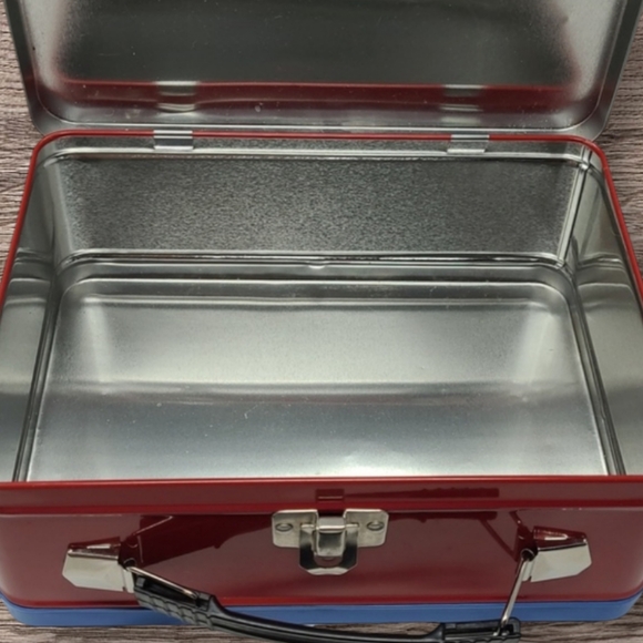 2016 MARVEL CAPTAIN AMERICAN FAN EXPO EXCLUSIVE METAL LUNCH BOX - Picture 13 of 15